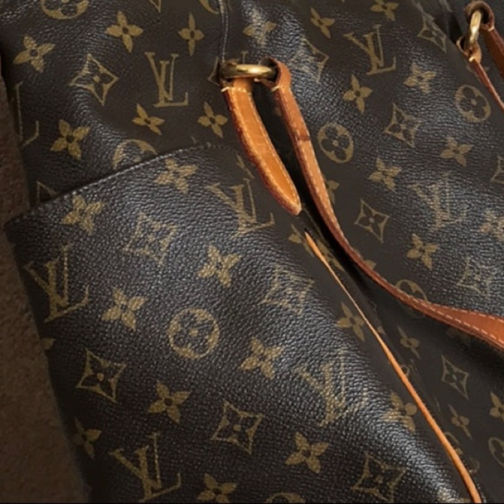 MM Monogram - Picture 10 of 12
